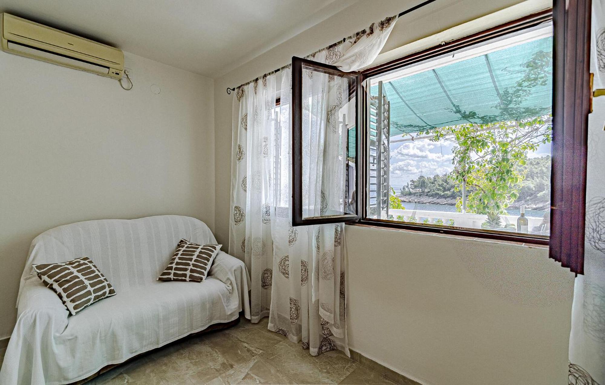 Stunning Home In Crnja Luka With Wifi Prigradica Exterior foto