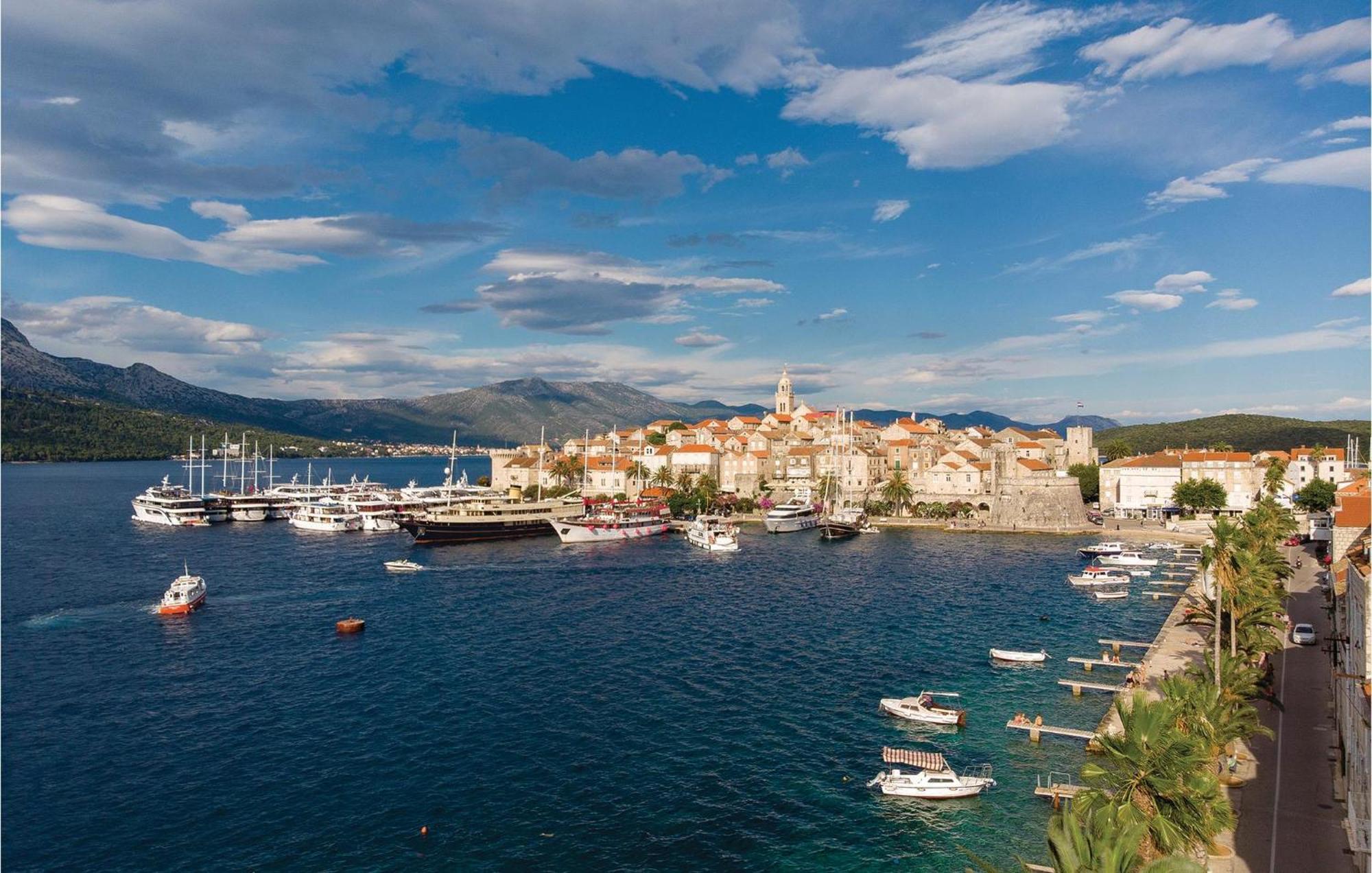Stunning Home In Crnja Luka With Wifi Prigradica Exterior foto